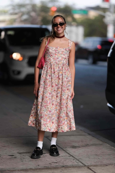 From dreamy floral dresses to sleek mini-dresses, we've rounded the best ways to wear a dress with loafers.