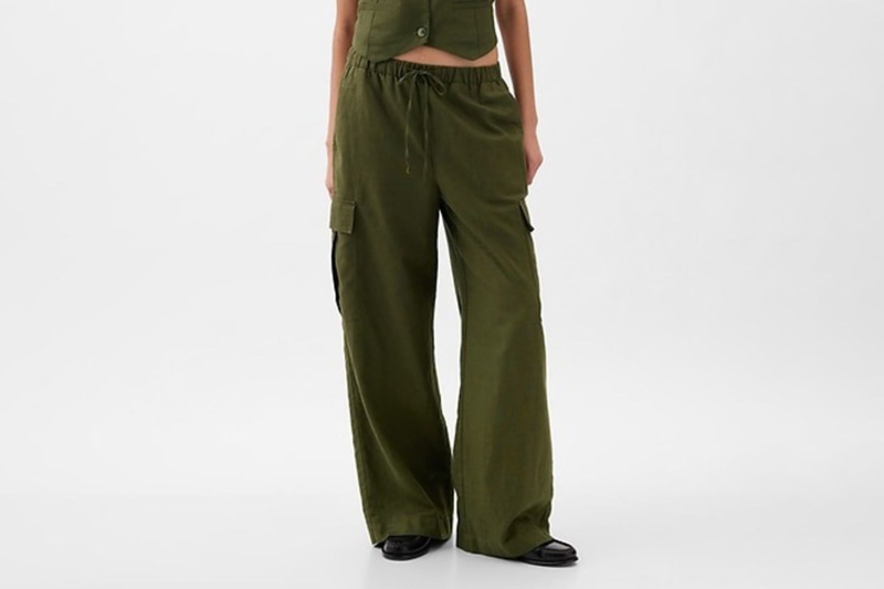 I tried Gap’s Mid-Rise Linen-Cotton Pull-On Cargo Pants that are comfortable, trendy, and easy to dress up. Grab the summer-perfect linen pants that are as comfy as sweats for $80, and see why they’re set to be my most-worn bottoms of 2024.