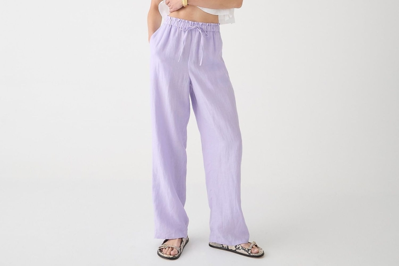 I’m in need of warm-weather linen pants, so I rounded up 10 styles from Madewell, J.Crew, Banana Republic, and more that are worth shopping.