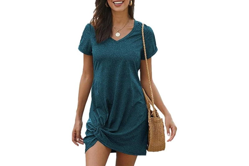A fashion editor is shopping these five Amazon T-shirt dresses for summer, including maxi, midi, sleeveless, V-neck, and scoop-neck versions. Shop comfortable and flattering T-shirt dresses starting at $20.