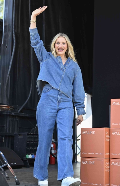 Cameron Diaz made a rare appearance at the 2024 BottleRock Music Festival while wearing a chic take on the Canadian tuxedo. See her full look here.