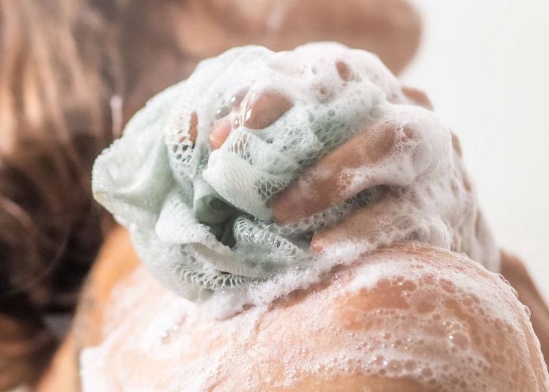 How do you know what to choose in the bar soap vs. body wash conundrum? We asked three skin-care experts for their hot takes.
