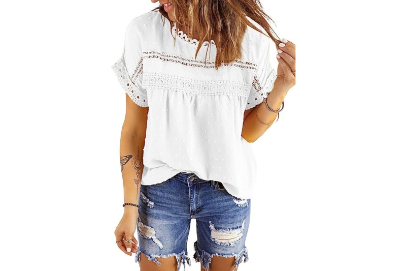I rounded up eight of Amazon’s best-selling summer blouses, and prices start at just $14.