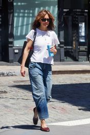 Jennifer Lopez stepped out in a pair of ultra-baggy jeans and a white T-shirt while shopping in Paris on May 10.