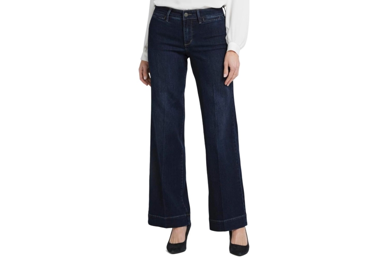 The NYDJ Wide-leg Teresa Trouser is currently up to 55 percent off on Amazon. Shop the comfortable and flattering jeans from an Oprah-worn brand in light blue, dark blue, and white.