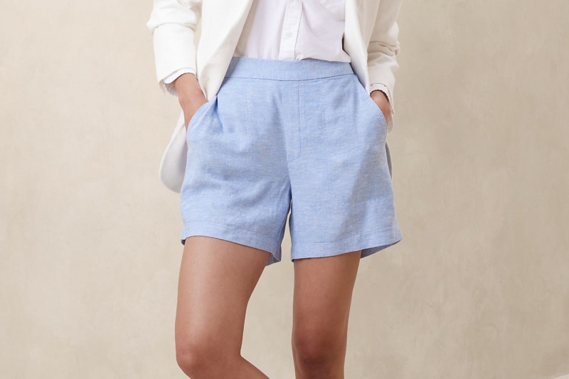 These are the 10 summer items a fashion writer is eyeing from Banana Republic Factory up to 40 percent off, including wide-leg linen pants, shorts, denim skirts, mini dresses, and more. Prices start at $24.