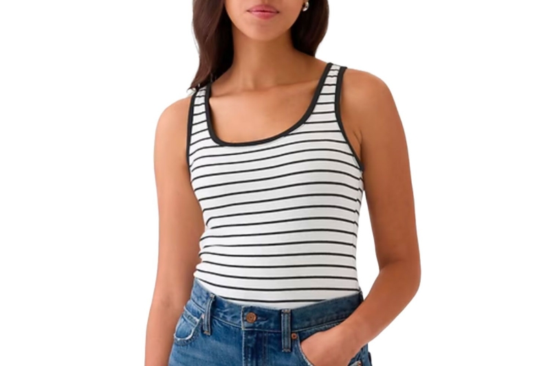 A fashion editor recommends Gap’s Modern Cropped Tank Top for your summer wardrobe. Shop the high-quality white tank top for $9.