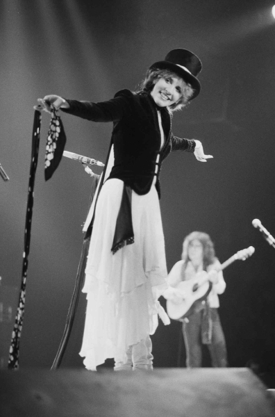 From singer and songwriter to witchy enchantress, Stevie Nicks has adopted many monikers, but her signature style remains singular. Here, we list the 9 pieces that define Stevie Nicks's iconic look.