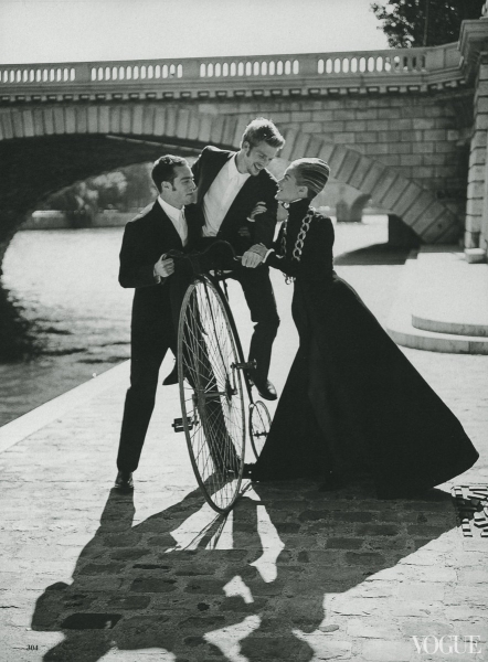 From the Archives: Bicycles in Vogue