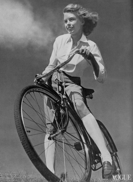 From the Archives: Bicycles in Vogue