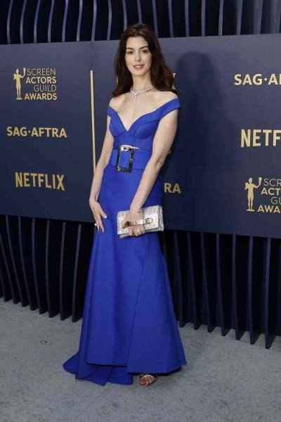 From Versace to Valentino and even the Gap, Anne Hathaway’s fashion choices have cemented her as one of the world’s best-dressed stars.
