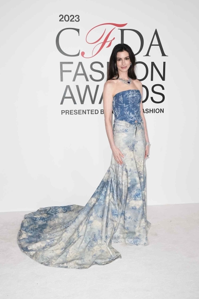 From Versace to Valentino and even the Gap, Anne Hathaway’s fashion choices have cemented her as one of the world’s best-dressed stars.