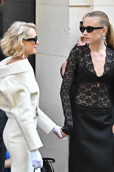Naomi Watts and her 15-year-old child Kai Schreiber made a rare joint appearance together sitting front row at the Balenciaga Haute Couture show on June 25. The pair chose complementary black and white outfits for their Paris Fashion Week appearance, as well as matching black sunglasses.