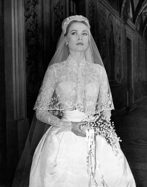 Rachel McAdams's wedding dress in 'The Notebook' was inspired by Grace Kelly's 1956 wedding dress, costume designer Karyn Wagner revealed.