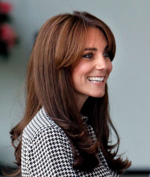 The Kate Middleton haircut is all about long layers and full-bodied volume. Here's what experts have to say about the Princess's signature style.