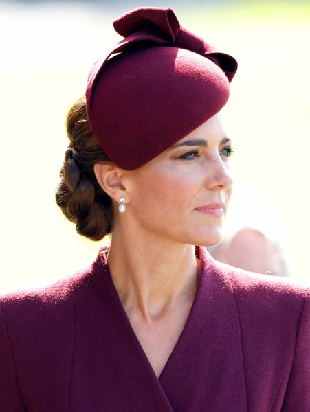 The Kate Middleton haircut is all about long layers and full-bodied volume. Here's what experts have to say about the Princess's signature style.