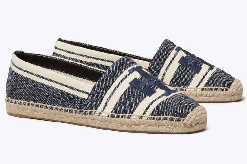 Tory Burch is offering up to 62 percent off over hundreds of items, including summer-ready bags, sandals, sneakers, wallets, and accessories. A fashion editor's top 10 picks start at $45.