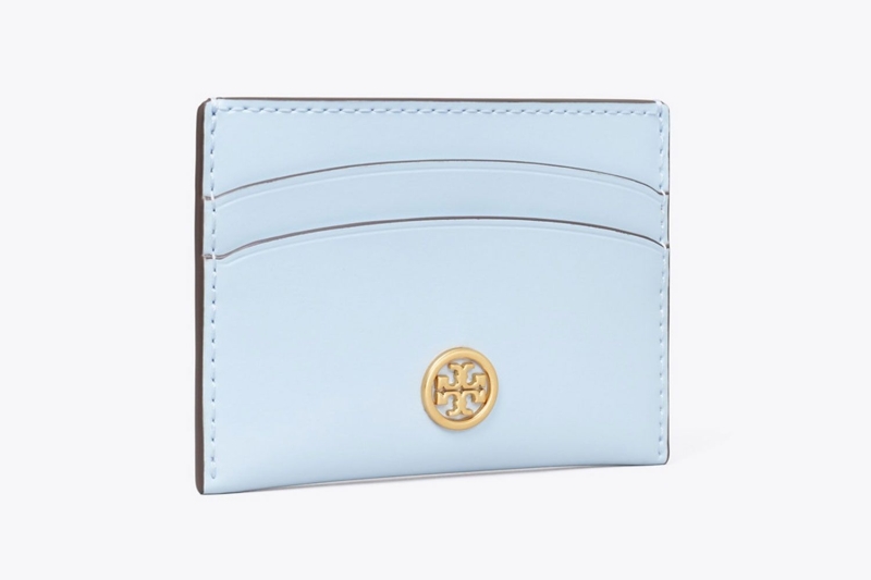 Tory Burch is offering up to 62 percent off over hundreds of items, including summer-ready bags, sandals, sneakers, wallets, and accessories. A fashion editor's top 10 picks start at $45.