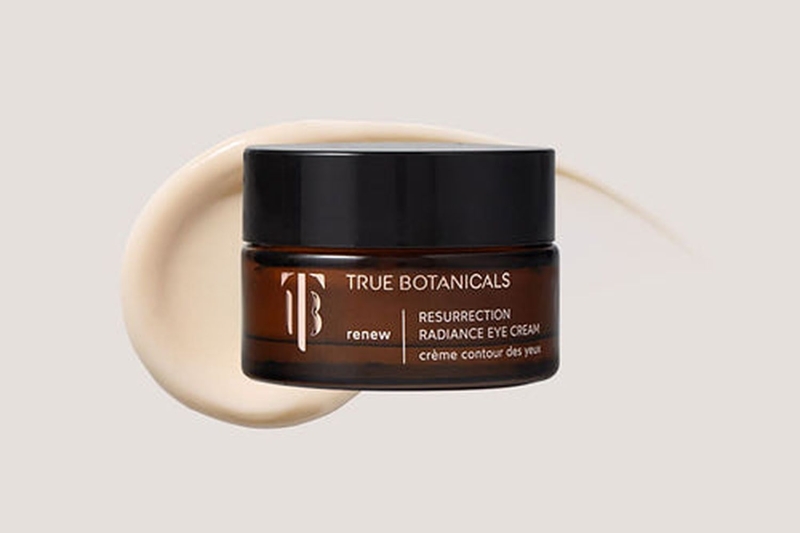 True Botanicals’ plant-based skincare is 30 percent off just for InStyle readers. Shop the anti-aging oil Eva Mendes and Brooke Shields use, plus a non-irritating retinol, smoothing eye-cream, and more.