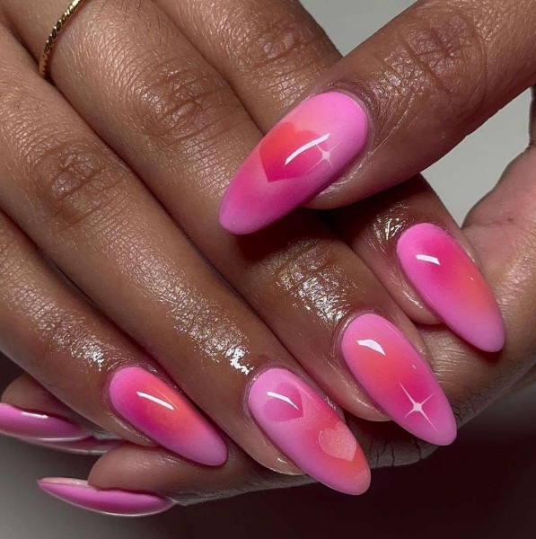 Aura nails are the gradient design that's slowly but surely overpowering the tried-and-true ombré. Browse 20 stunning options, here.