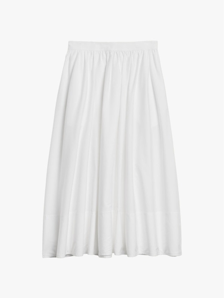 Easy, Breezy Summer Dressing Starts and Ends With a White Poplin Skirt