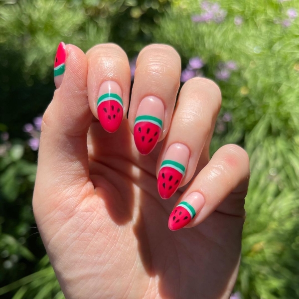 From juicy colors to more maximalist 3D creations, fruit nail designs are everywhere this season. Scroll through 25 inspirational manicures here.