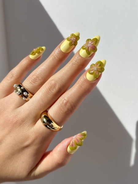 From raised petals to metallic decals, there are lots of ways to achieve 3D flower nail designs. Scroll through 16 jaw-dropping designs to inspire your next manicure.