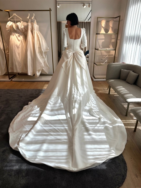 I Tried On (Over) 100 Wedding Dresses in My Search For The One. Here’s Everything I Learnt Along the Way