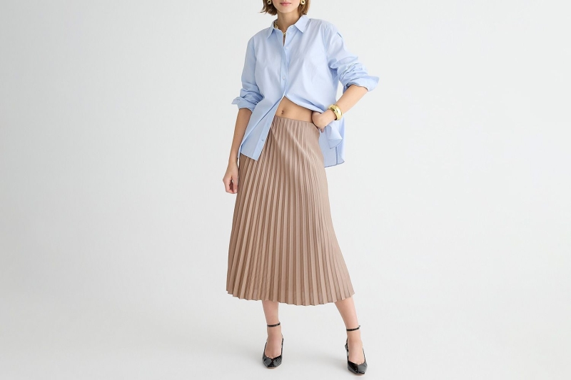 I’m a picky, in-the know fashion editor, and I'm even shopping for some standout Fourth of July fashion deals. Check out the best July 4th sales at M.Gemi, J.Crew, Nordstrom, and Tory Burch that I can’t pass up.