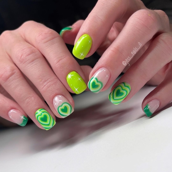 It's undeniable: Green is the color of the moment. Whether you want to go full neon or more muted, here are 18 short green nail looks to inspire your next manicure.