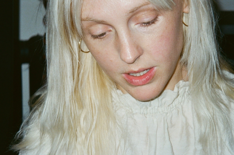 Laura Marling on Parenthood, Psychoanalysis, and the Powerful Intimacy of Her Upcoming Eighth Album