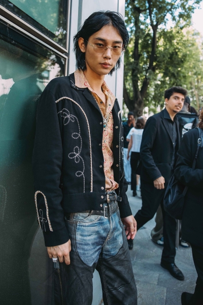 Street Style at the Spring 2025 Menswear Shows Was About the Statement Piece