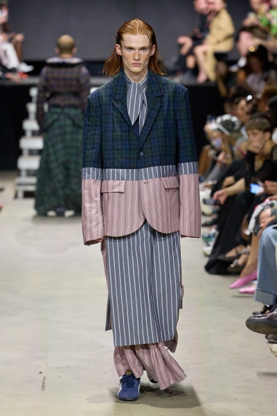 What Do Hot Men Wear Now? See the 64 Best Menswear Looks at the Spring 2025 Women’s Shows Here