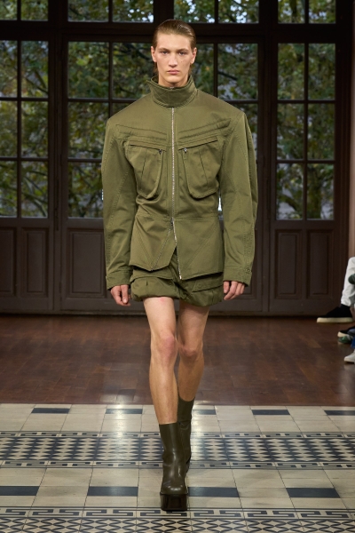 What Do Hot Men Wear Now? See the 64 Best Menswear Looks at the Spring 2025 Women’s Shows Here