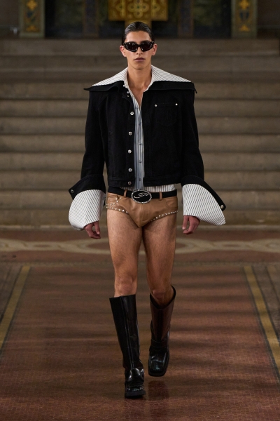 What Do Hot Men Wear Now? See the 64 Best Menswear Looks at the Spring 2025 Women’s Shows Here