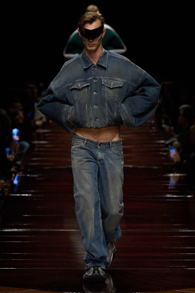 What Do Hot Men Wear Now? See the 64 Best Menswear Looks at the Spring 2025 Women’s Shows Here