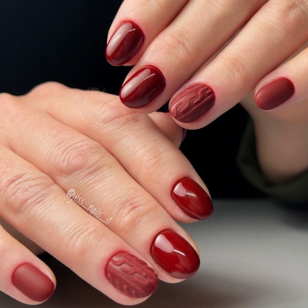 As fabulous as red wine looks in a glass, its color is even more stunning for a moody autumnal manicure. Here, scroll through 20 red wine nail looks perfect for fall.