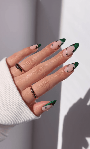 As the winter chill settles in, there is nothing more comforting than a chic new mani—and nothing says chic like a French manicure. Here, we'll show you how to blend the comfort and nostalgia of Christmas with the trendy, classy energy of a French manicure.