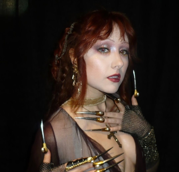 For the 2024 MTV Video Music Awards, Chappell Roan's makeup artist Andrew Dahling gave the star two different makeup looks steeped in Gothic romance. Get all the details here.