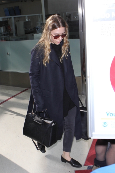 How to Dress Like the Olsen Twins This Winter