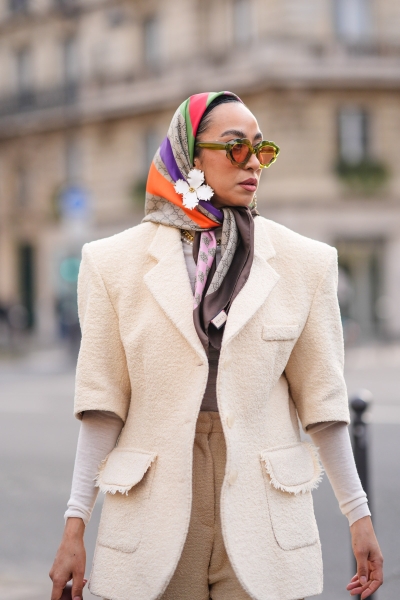 How to Wear a Scarf All Year-Round