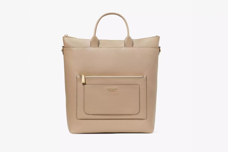 I rounded up 13 handbags and accessories from Kate Spade that I’m shopping for friends and family during the holidays. Shop the best Kate Spade gifts starting at $9.