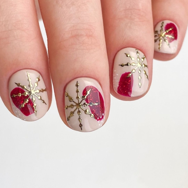 If you're craving an interesting Christmas nail design with nary a reindeer or snowman in sight, you've come to the right place. Scroll through 60 different festive yet stylish nail looks here.