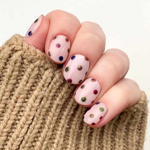 If you're craving an interesting Christmas nail design with nary a reindeer or snowman in sight, you've come to the right place. Scroll through 60 different festive yet stylish nail looks here.