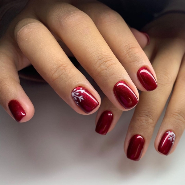 If you're craving an interesting Christmas nail design with nary a reindeer or snowman in sight, you've come to the right place. Scroll through 60 different festive yet stylish nail looks here.