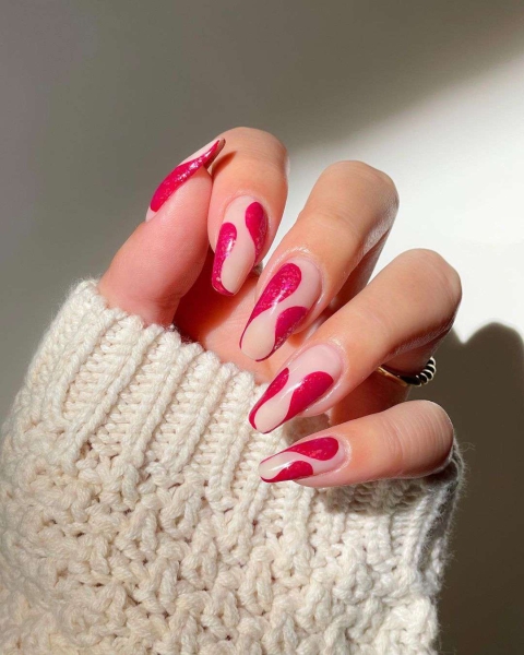 If you're craving an interesting Christmas nail design with nary a reindeer or snowman in sight, you've come to the right place. Scroll through 60 different festive yet stylish nail looks here.