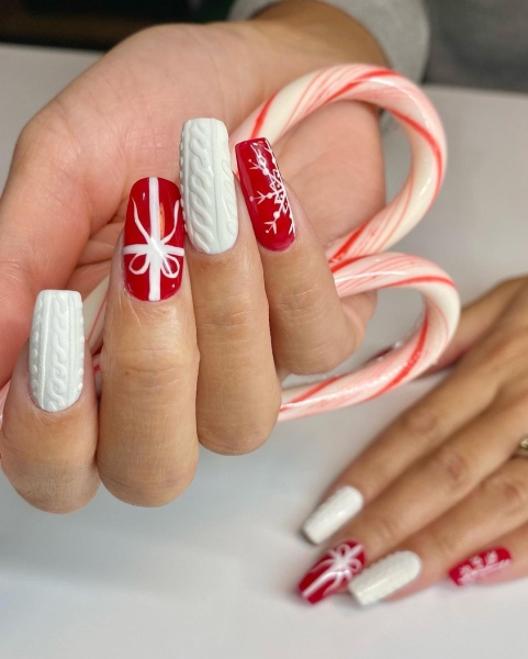 If you're craving an interesting Christmas nail design with nary a reindeer or snowman in sight, you've come to the right place. Scroll through 60 different festive yet stylish nail looks here.