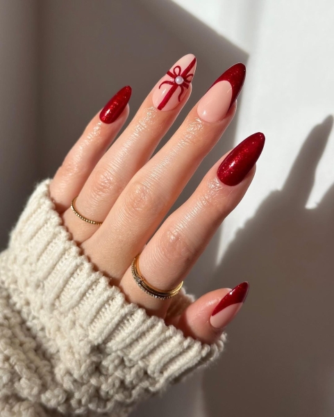 If you're craving an interesting Christmas nail design with nary a reindeer or snowman in sight, you've come to the right place. Scroll through 60 different festive yet stylish nail looks here.