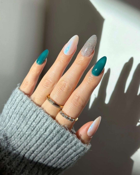 If you're craving an interesting Christmas nail design with nary a reindeer or snowman in sight, you've come to the right place. Scroll through 60 different festive yet stylish nail looks here.