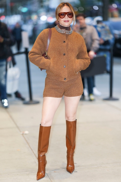 Jennifer Lopez Is Serving Up Pumpkin Spice Fashion